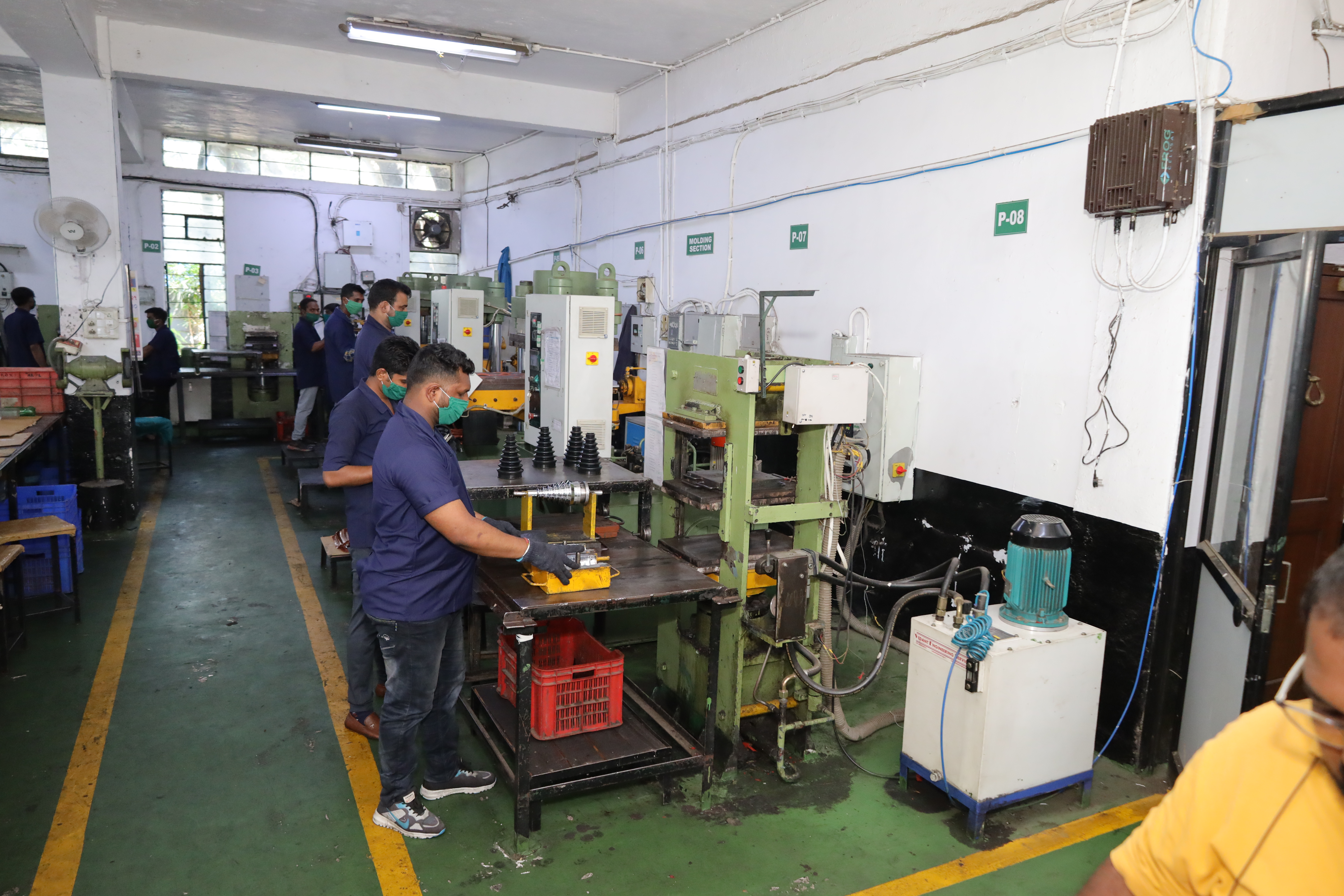 Manufacturing equipment 2